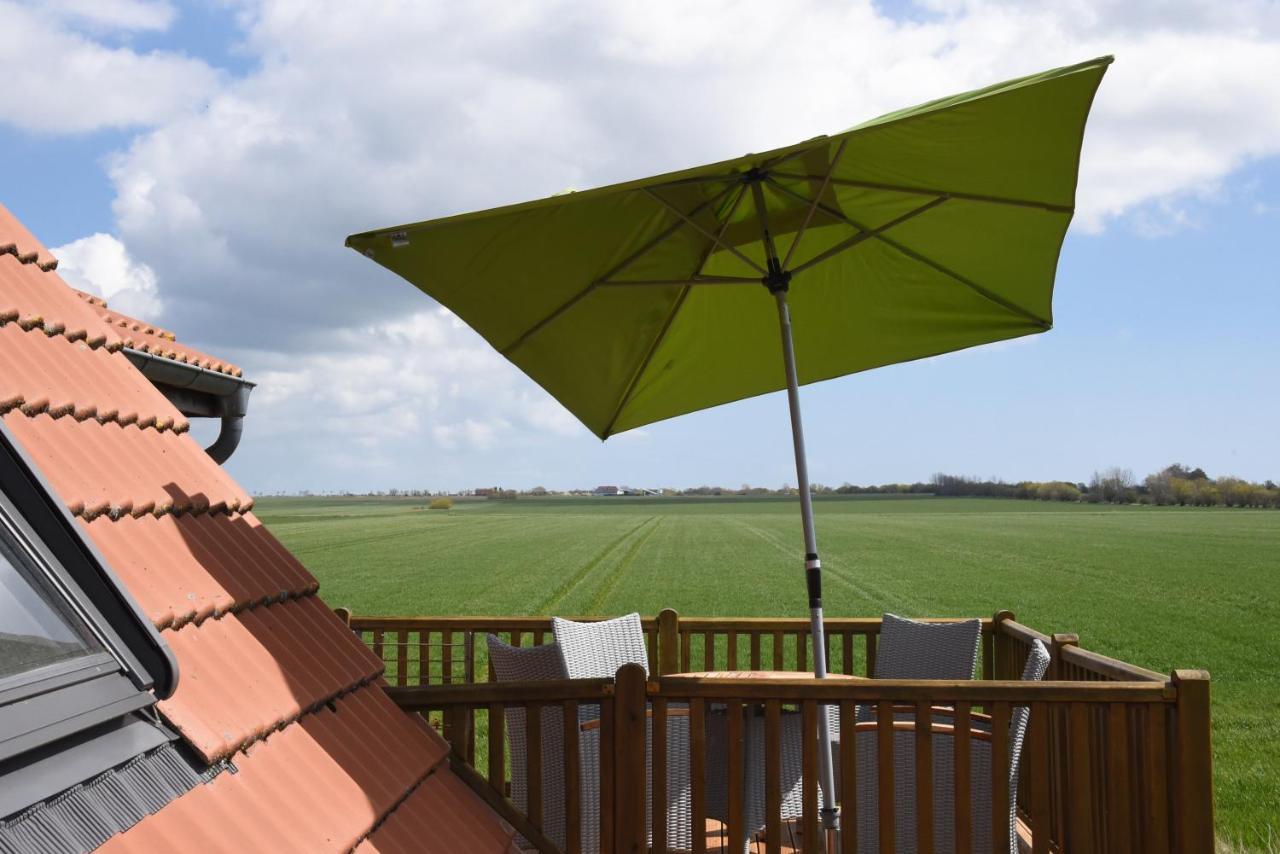 Die 5 Ferienwohnungen der Familie Weber Fehmarn Exterior foto