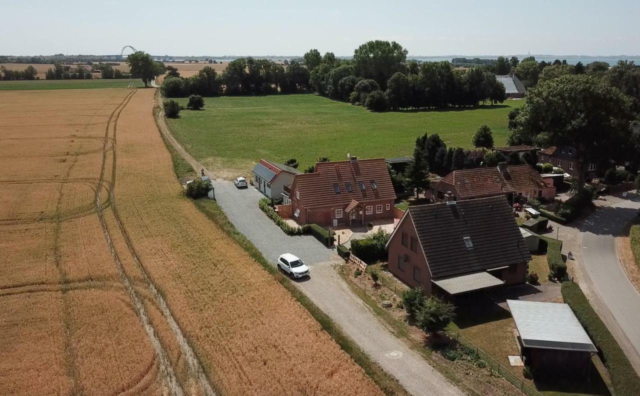 Die 5 Ferienwohnungen der Familie Weber Fehmarn Exterior foto